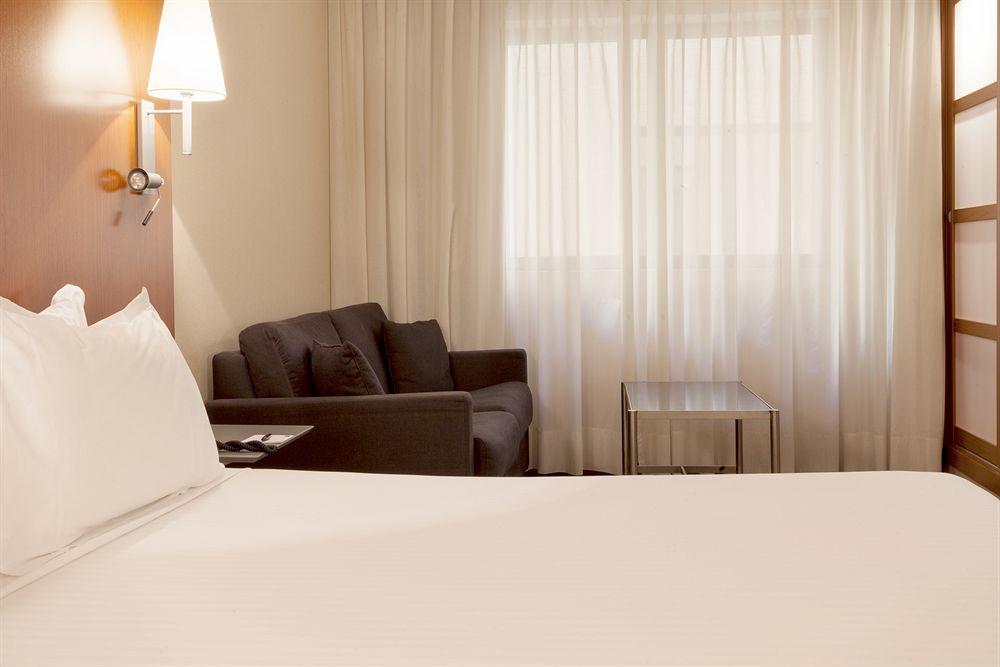 Ac Hotel Tarragona By Marriott Екстериор снимка