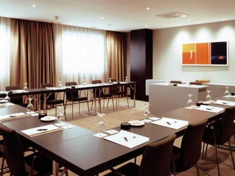 Ac Hotel Tarragona By Marriott Съоръжения снимка